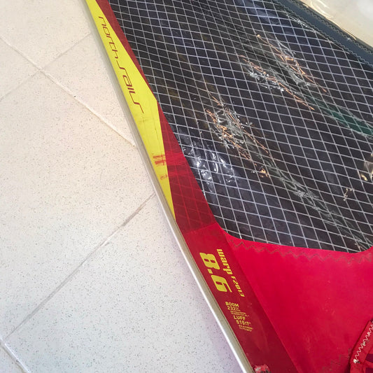 North Sails Warp F2013 8.6 - detalle logo Warp 2013 y Racing Series